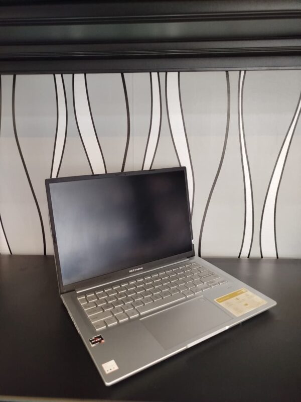 ASUS M1403Q - Gambar 4