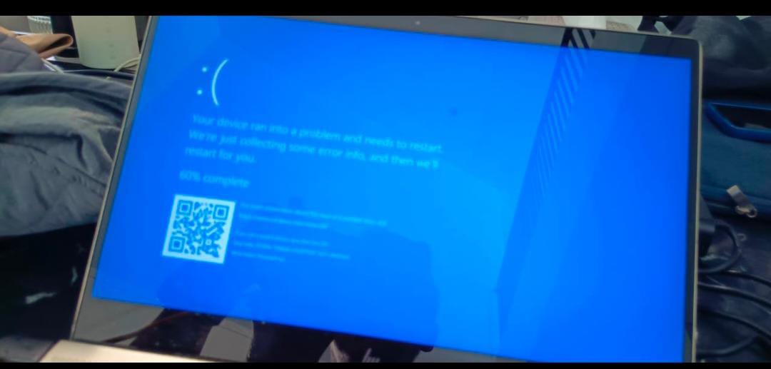 laptop blue screen