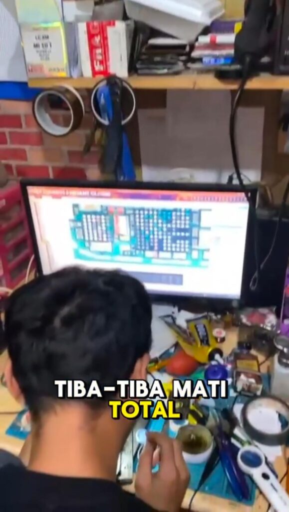 penyebab laptop mati total