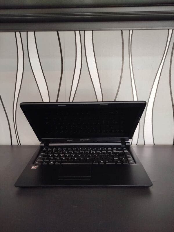 ACER 23-45 1/8 - Gambar 3