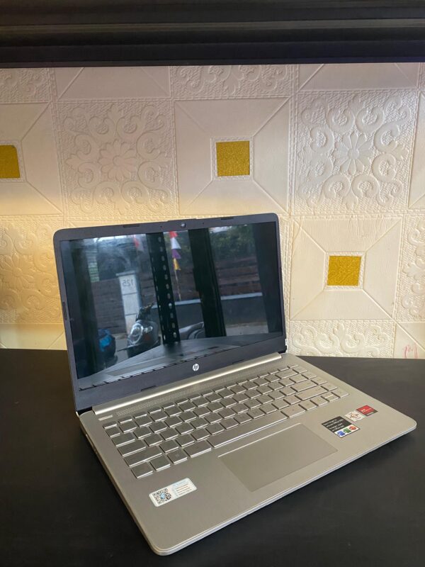 HP 14s-dq2614TU - Gambar 3