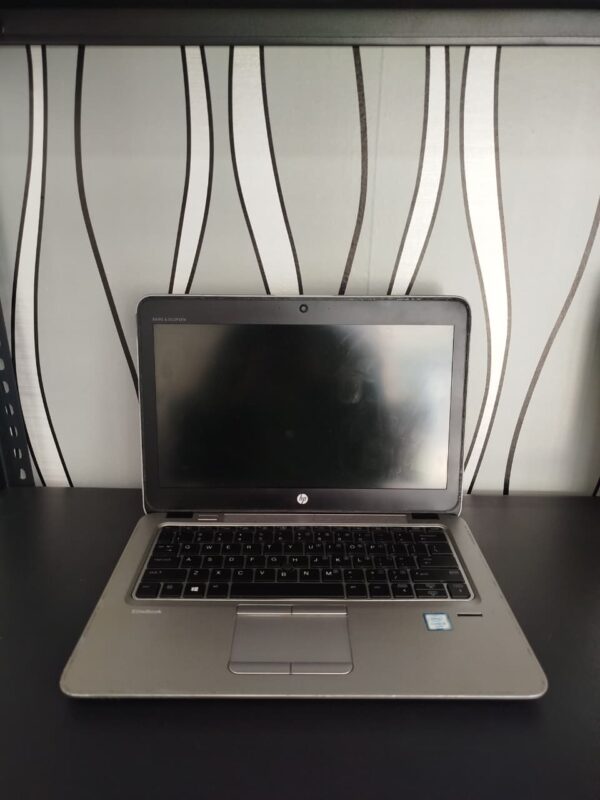 HP ELITBOOK 820 G3 - Gambar 6